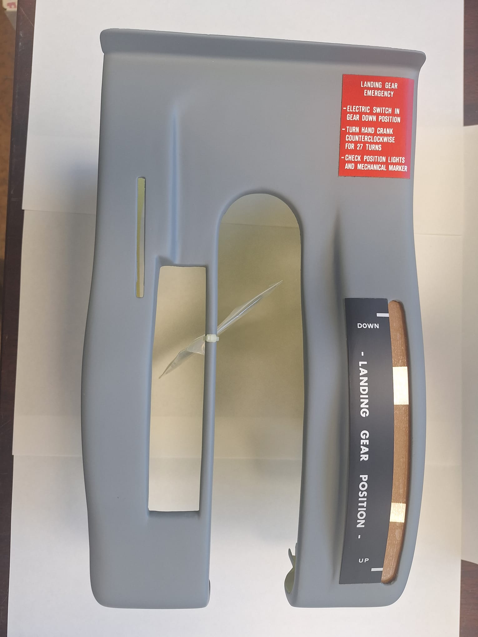 SF260-18-123-09 CAPOTTINA COMANDO EMERGENZA CARRELLO - immagine 3